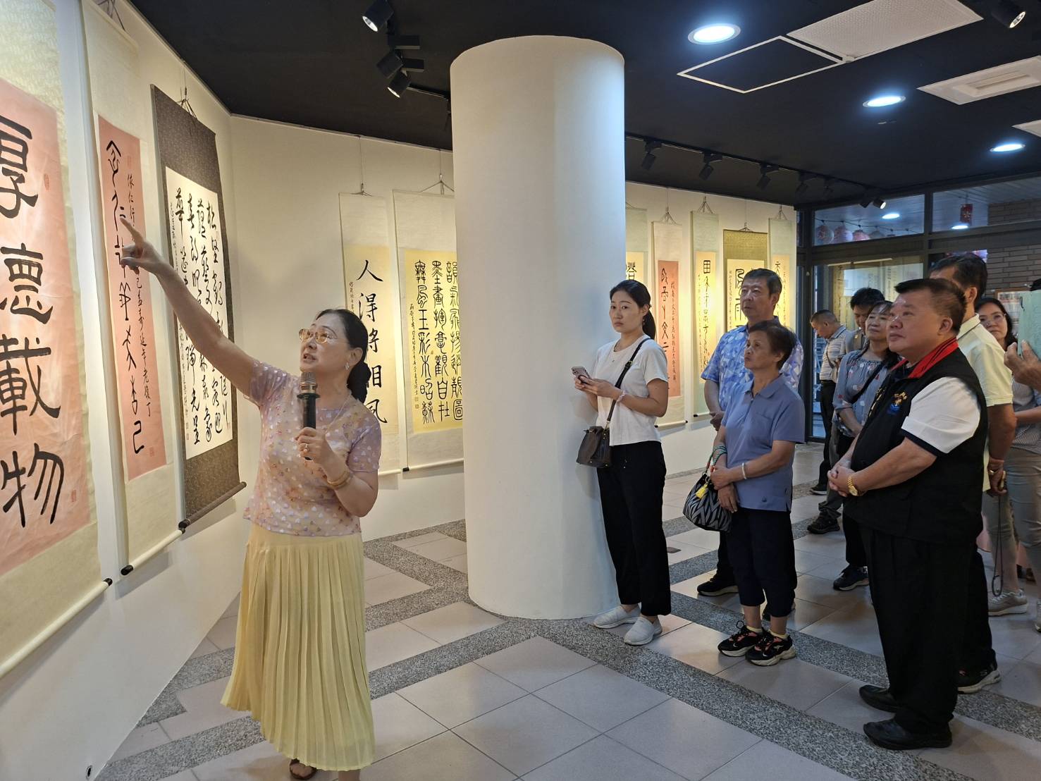 從甲骨文到行書：翰墨勳華會員個展