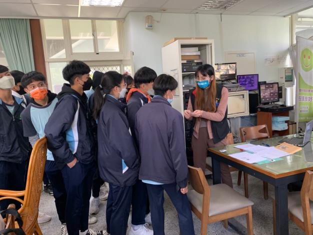 LINE_ALBUM_111年到校服務_250619_8