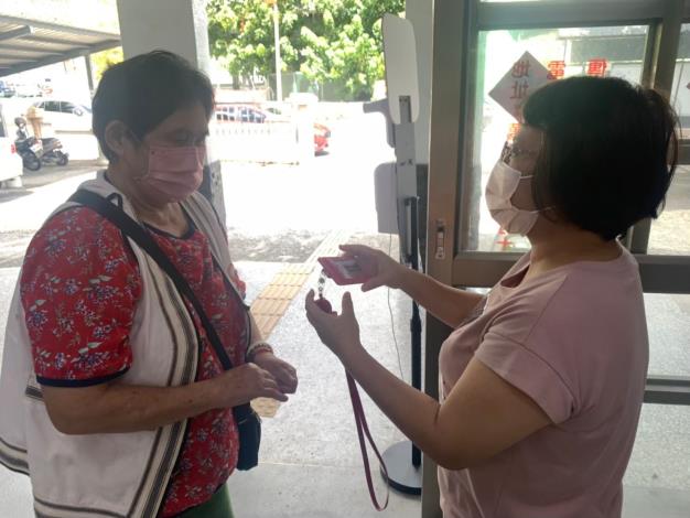 LINE_ALBUM_發送愛心乘車卡_250619_6