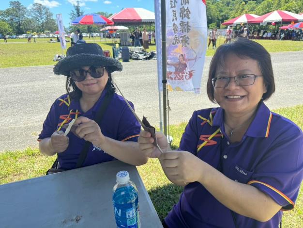 LINE_ALBUM_11376萬榮鄉原住民傳統射箭錦標賽戶政宣導_250624_6
