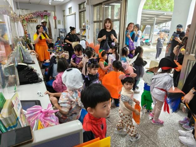 LINE_ALBUM_1131024萬榮鄉托兒所萬聖節快閃_241024_5