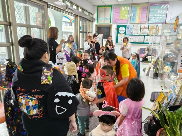 LINE_ALBUM_1131024萬榮鄉托兒所萬聖節快閃_241024_1