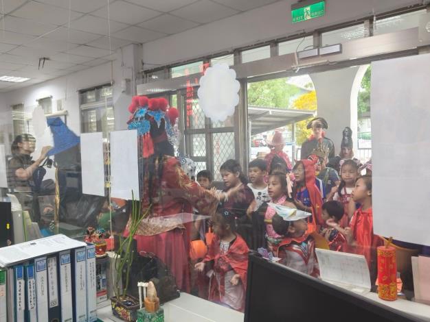 LINE_ALBUM_長橋國小暨幼兒園萬聖節🎃_250624_3