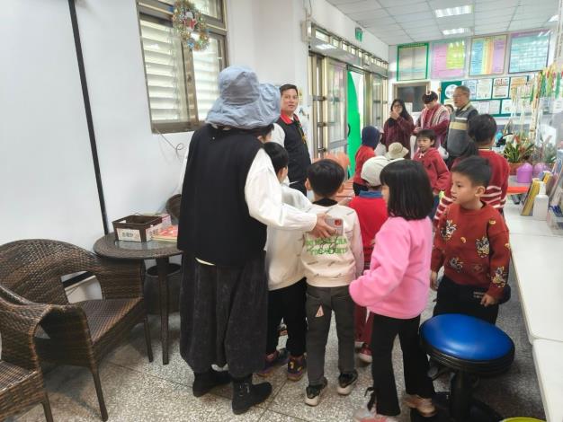 LINE_ALBUM_1131220萬榮國小參訪_250624_10