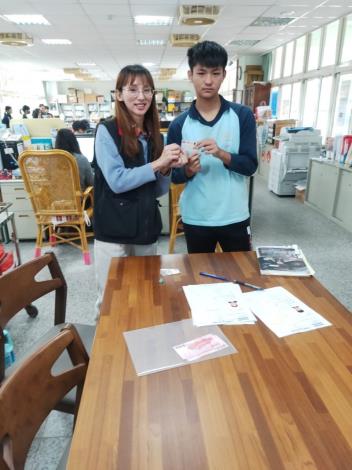 1090312至萬榮國中發證_200416_0010