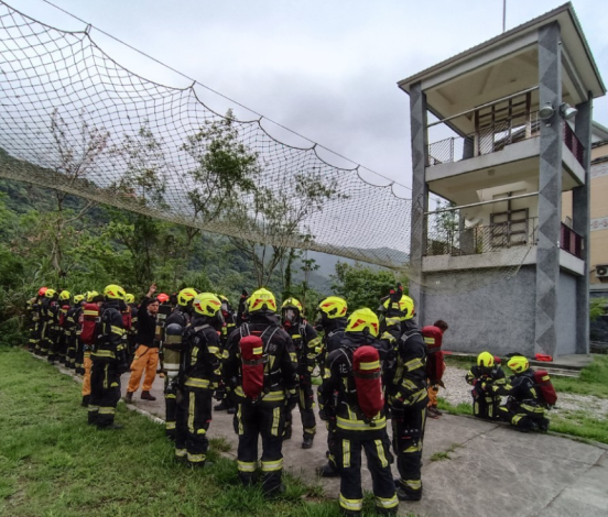 1120512-消防局辦理112年上半年度消防人員常年訓練 強化救災技能 (3)