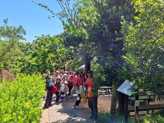 LINE_ALBUM_114921友廟回訪第二天_250924_9