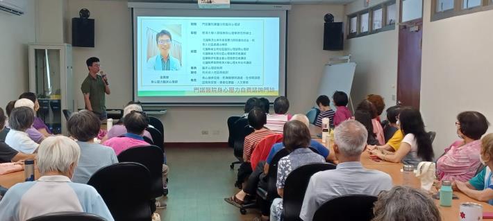 開場全部學員照